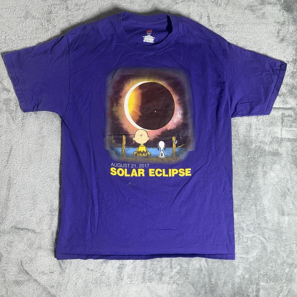 Peanuts Solar Eclipse Shirt Mens‎ L August 21 2017 Charlie Brown Snoopy Tee